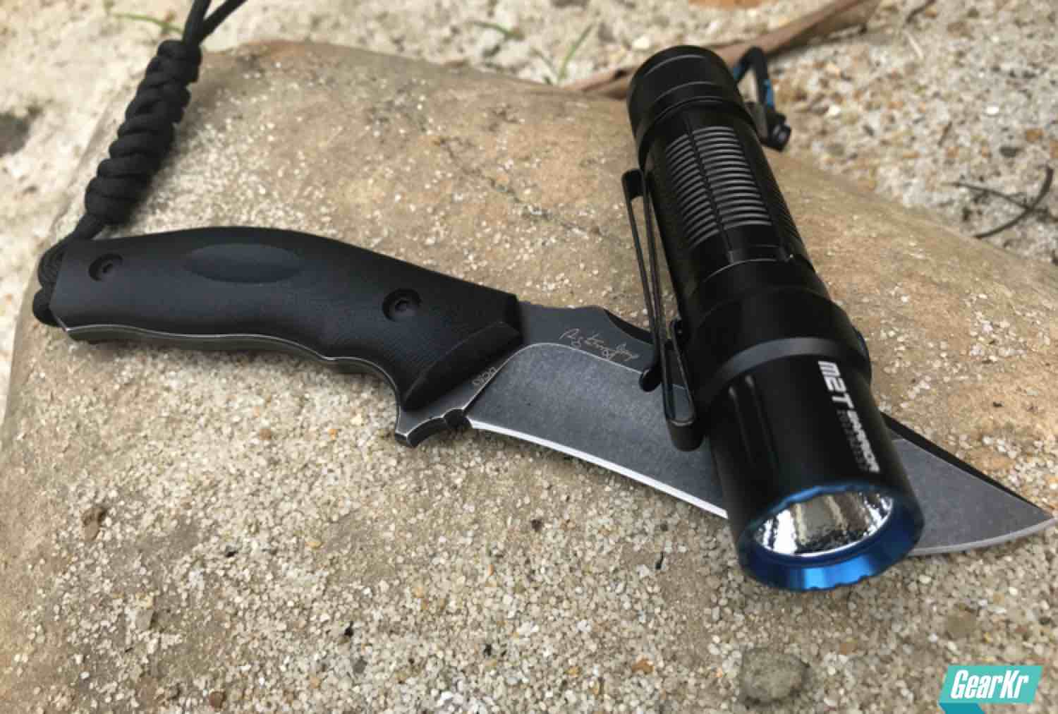 Olight M1T 便携EDC战术手电简评